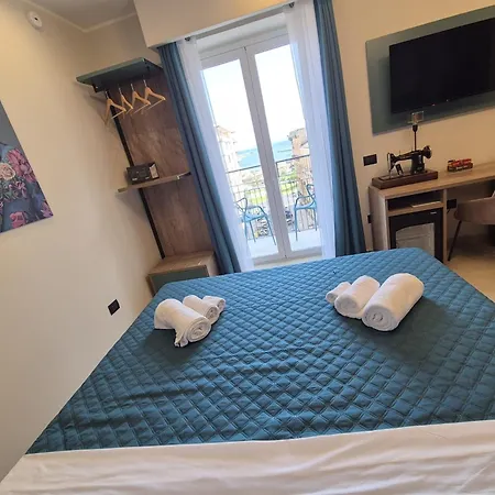 Bed & Breakfast Attom 4*