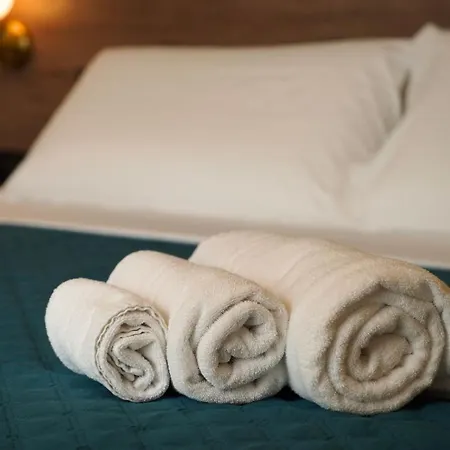 Bed & Breakfast Attom 4*